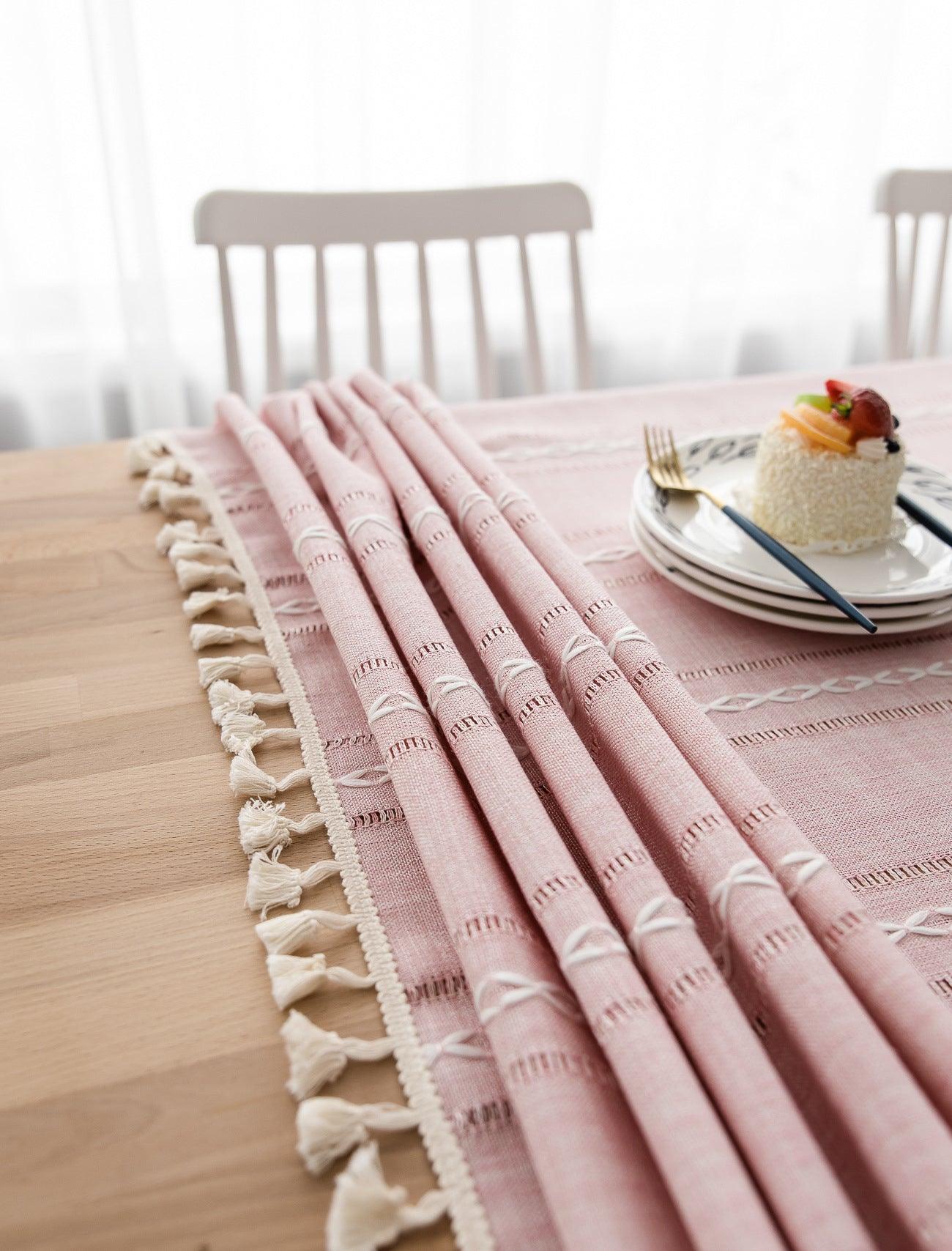 BowLift | Batillo Linen Tablecloth | Tablecloth, Indoor & Outdoor