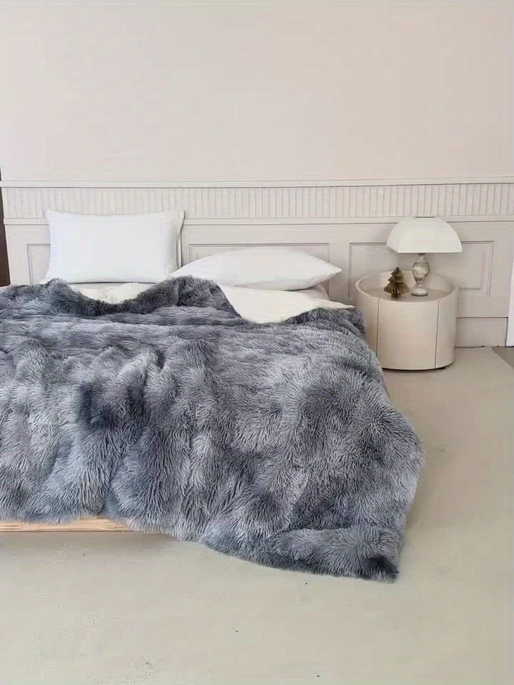 BowLift | Luxury Thick Lambskin Blanket for Warmth and Elegance