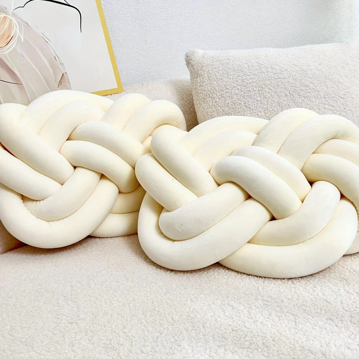 CozyPlush Set with 2 Plush Decorative Pillows – Soft Elegance for Your Home Bowlift