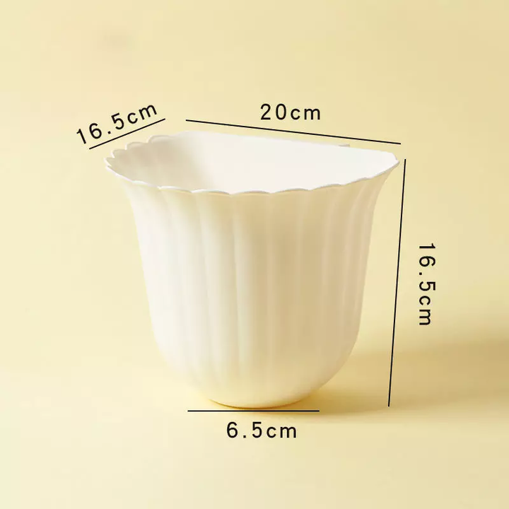BowLift | Wall-mounted trash can for the kitchen
