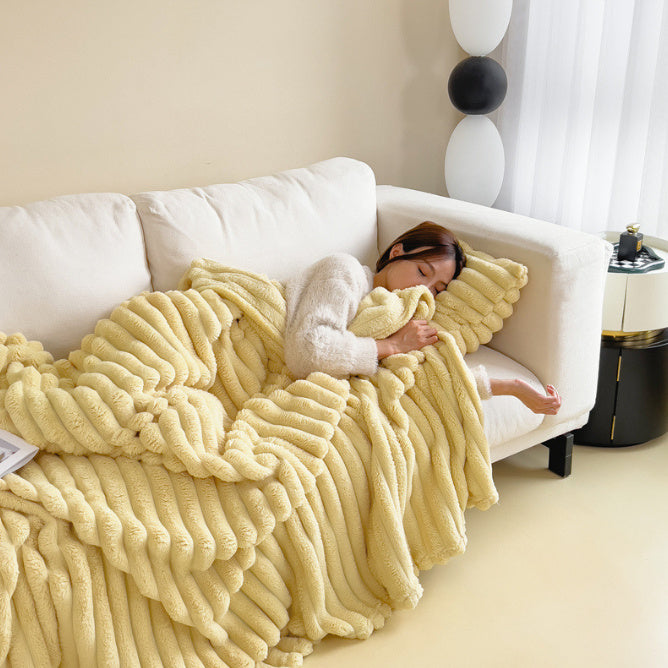 BowLift | WarmHug Blanket - Ultimate Coziness for Cold Winter Evenings