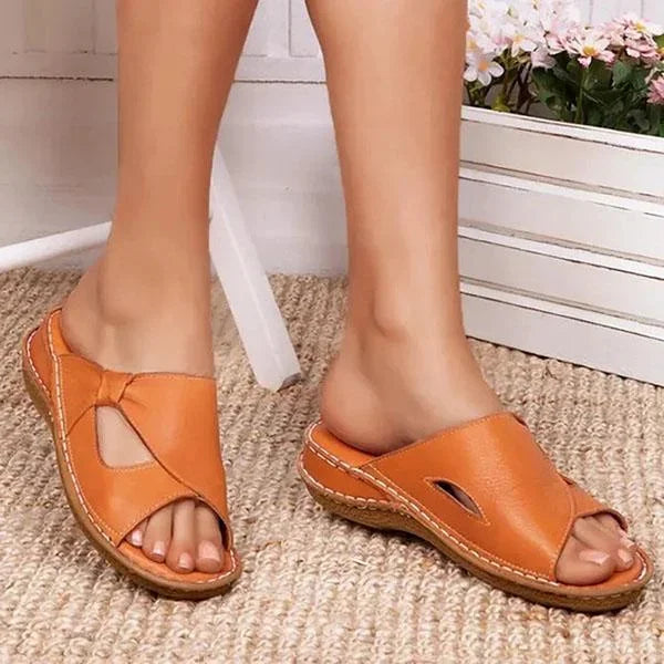 BowLift | Leather sandals with arch support