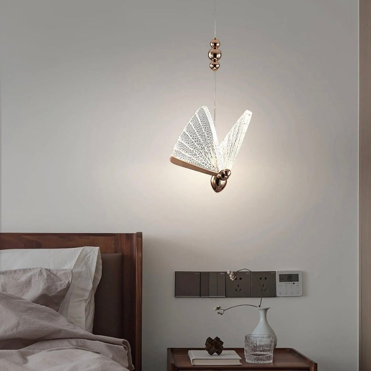 BowLift | FlareWing – Artistic Butterfly-Shaped LED Pendant Light