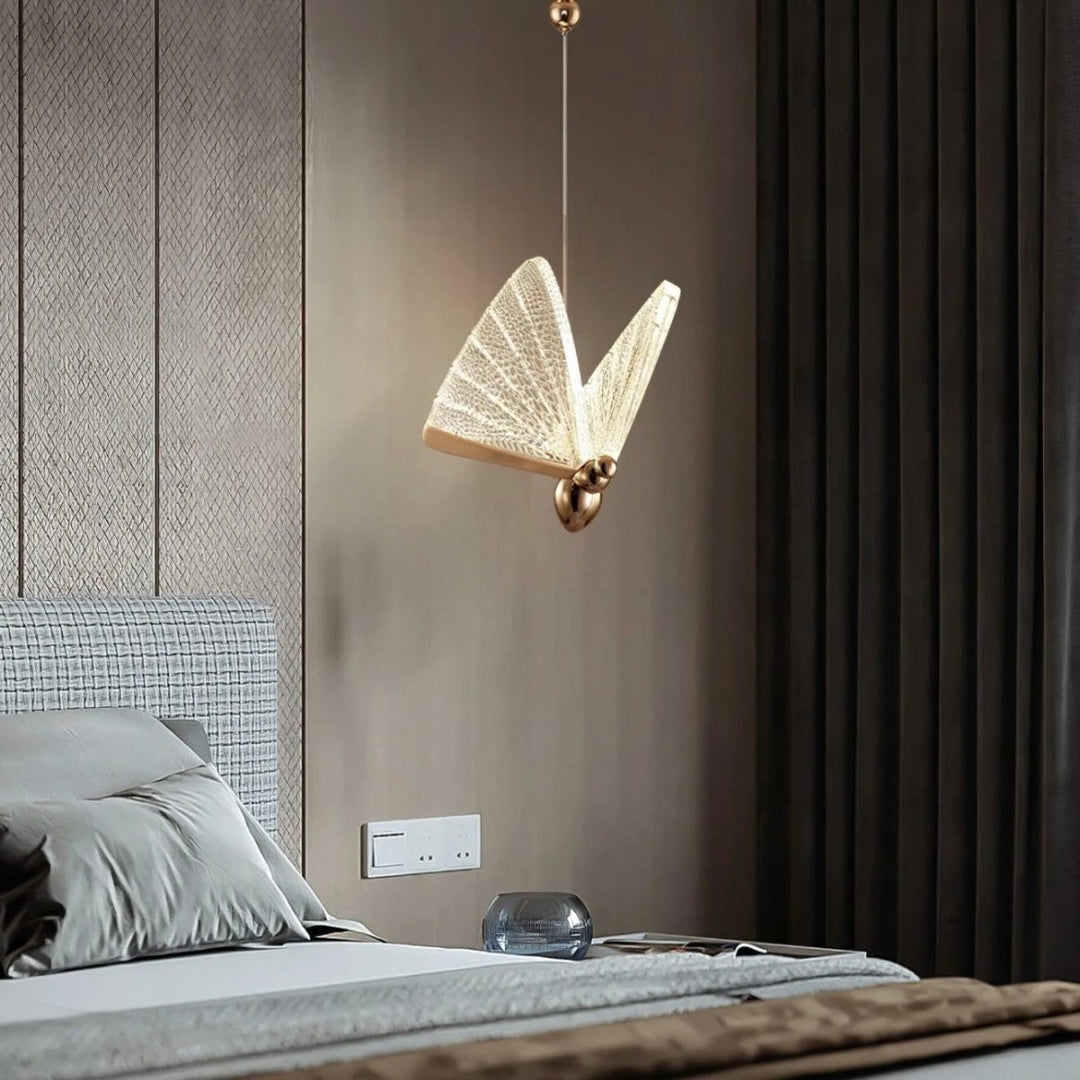 BowLift | FlareWing – Artistic Butterfly-Shaped LED Pendant Light