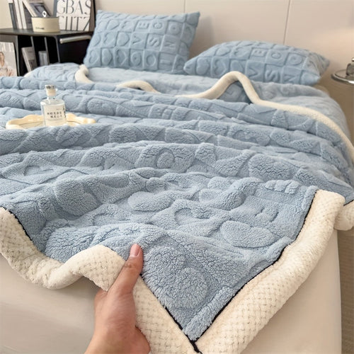 CozyCoral – Luxury Fleece Blanket for All Seasons Bowlift