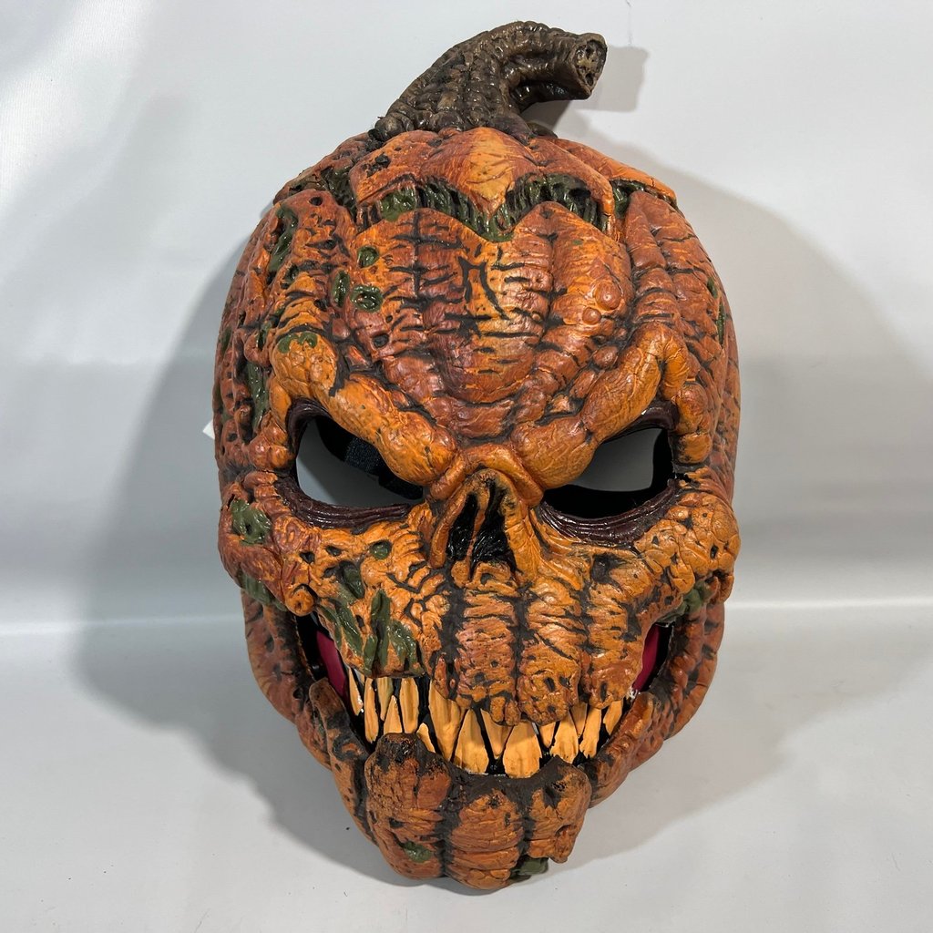 BowLift | PhantomPumpkin Ani-Motion Mask — Bring your horror to life and make everyone tremble with fear!