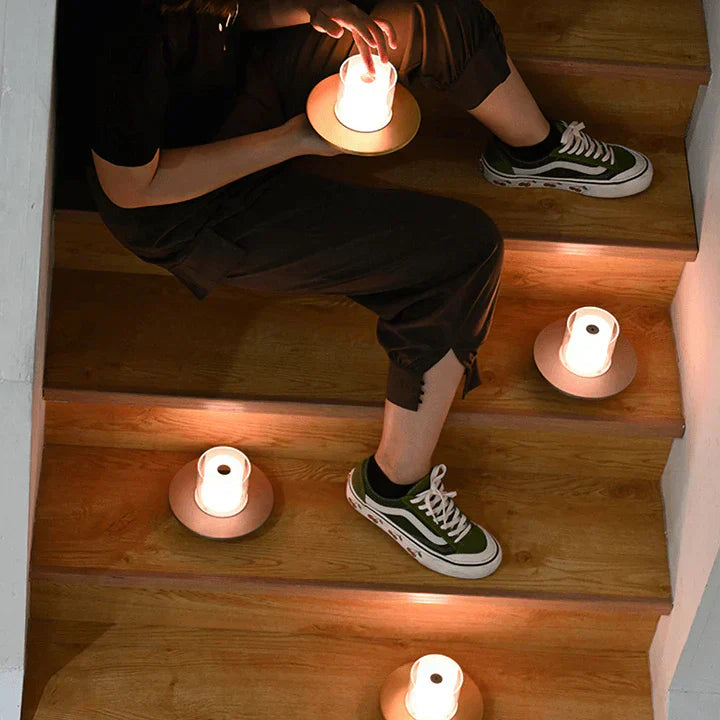 BowLift | The elegance of a candle in a modern edition