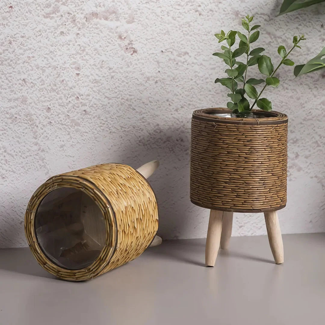 BowLift | Vintage Imitation Rattan Flower Stand with Wooden Legs