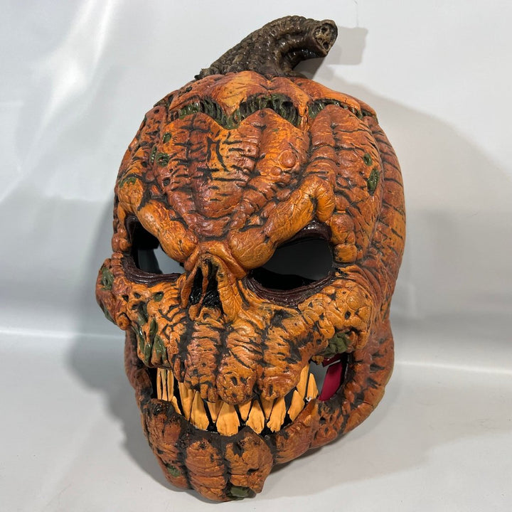 BowLift | PhantomPumpkin Ani-Motion Mask — Bring your horror to life and make everyone tremble with fear!