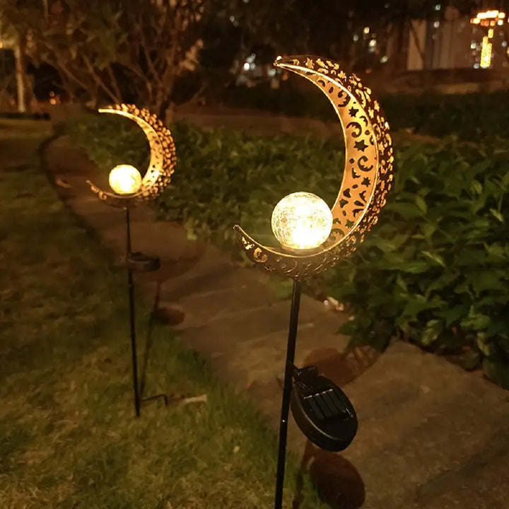 BowLift | Solar Garden Light made of Metal – Waterproof LED Design in Moon, Flame, Sun or Star Shape