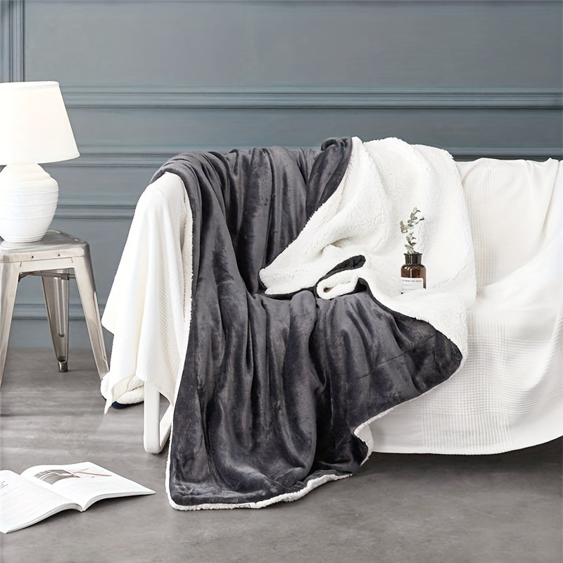 BowLift | Chic Sherpa Fleece Blanket for Optimal Comfort