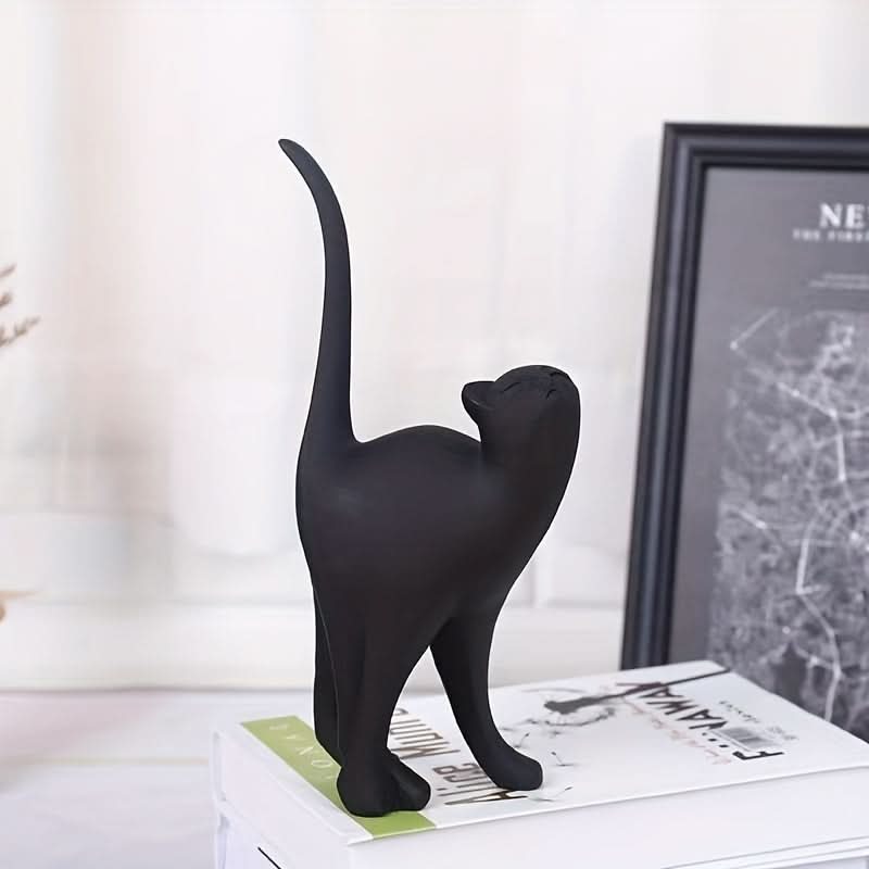 BowLift | Modern Resin Cat Figurine – Nordic Style Decor