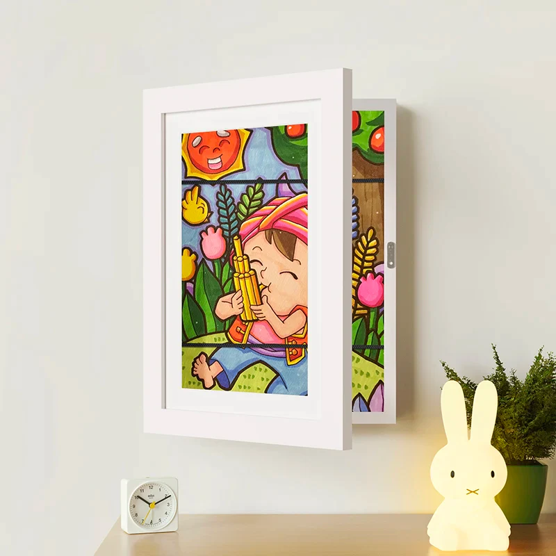 BowLift | Wall Art Frame for Kids’ Artwork Display