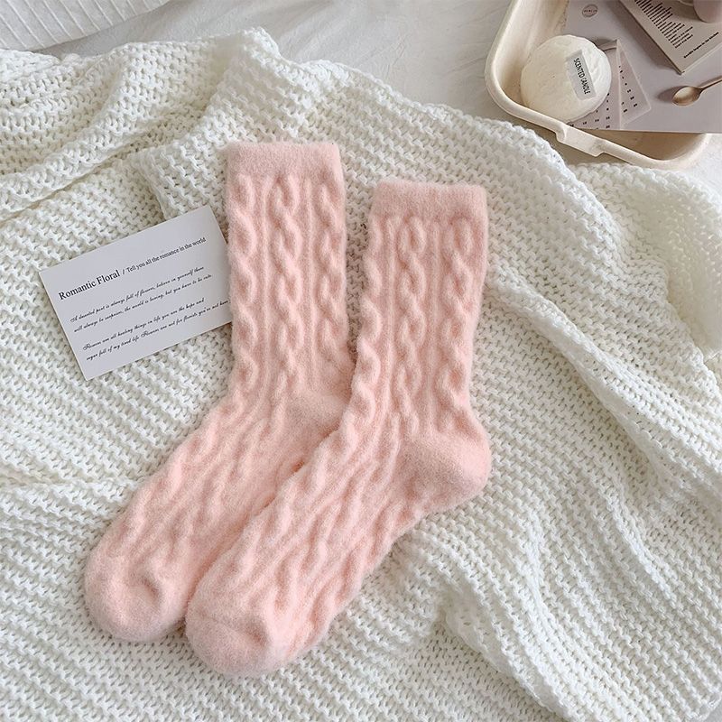 BowLift | CozyTootsie – Superior warmth and comfort for frosty feet