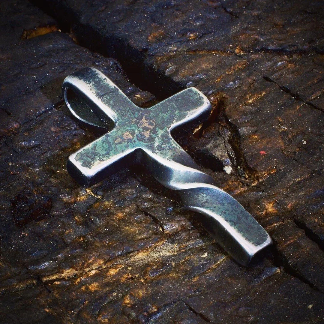 BowLift | Handcrafted - Cross Necklace