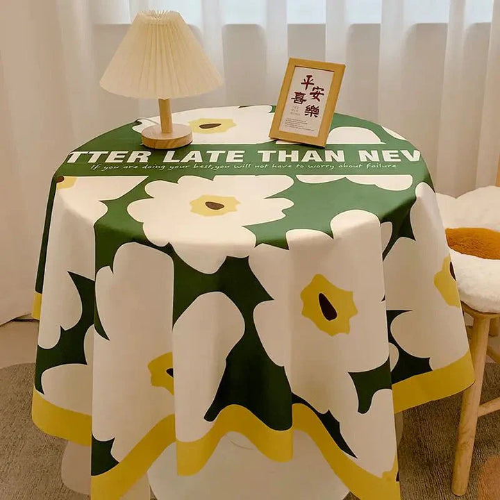 BowLift | Round tablecloth made of cotton with check pattern