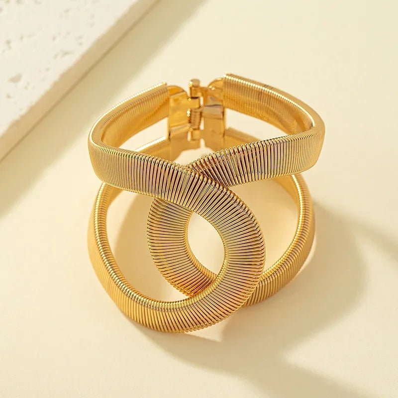 BowLift | Chunky Spiral Cuff Bracelet