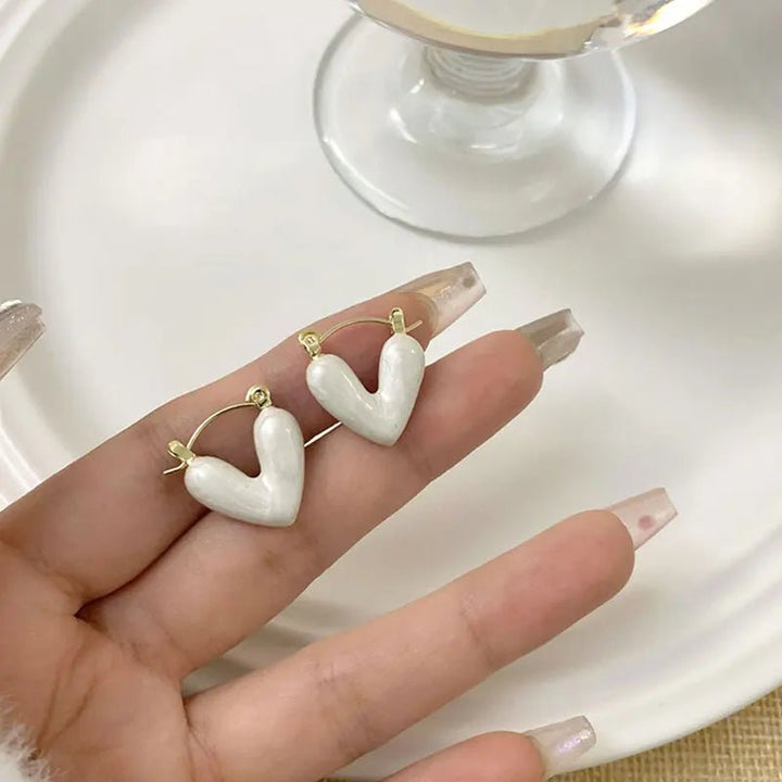 BowLift | Classy Enamel Heart Earrings