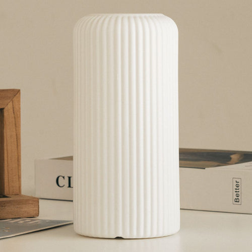BowLift | Ribbed Vase