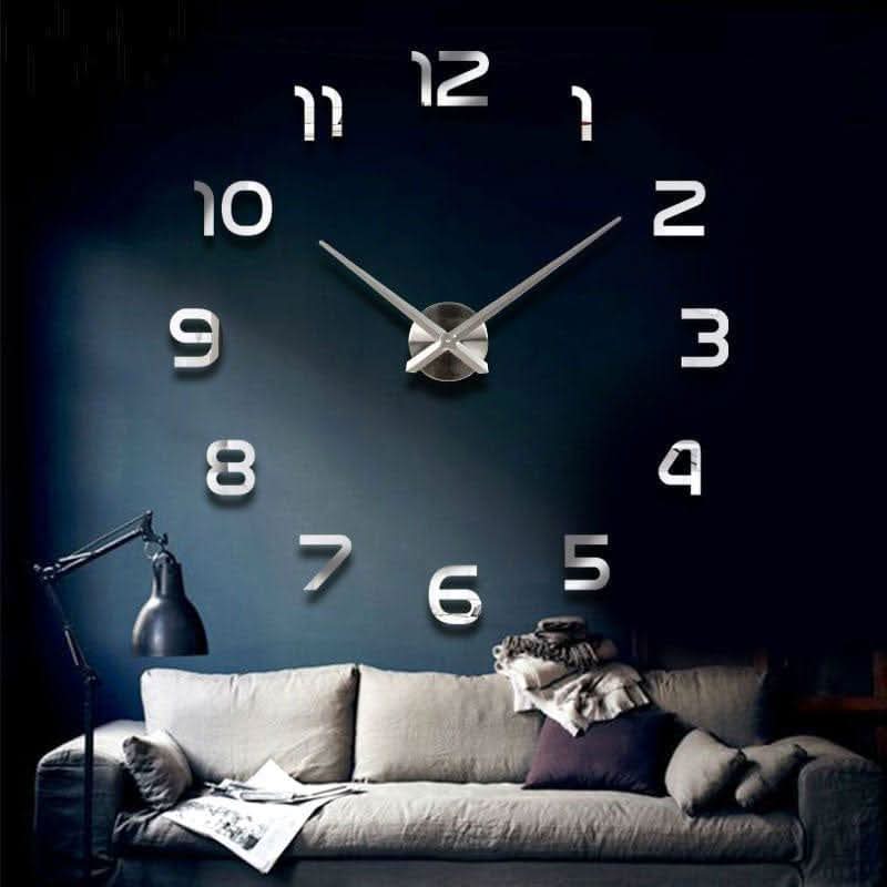 BowLift | TREVISO – Sleek and modern wall clock