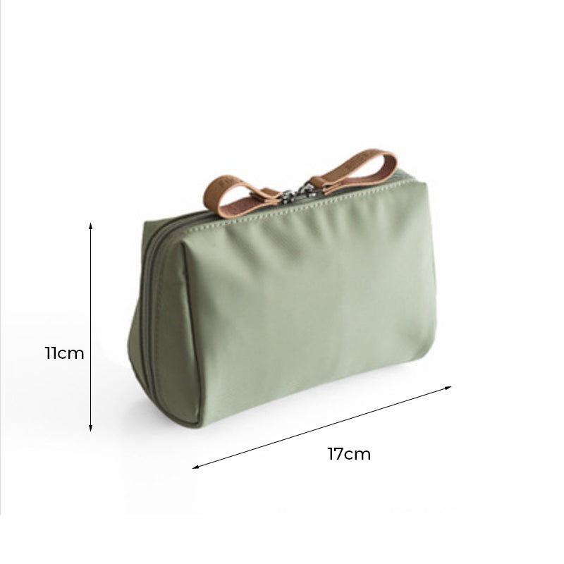 Solid color cosmetic bag with double zipper | Bowlift