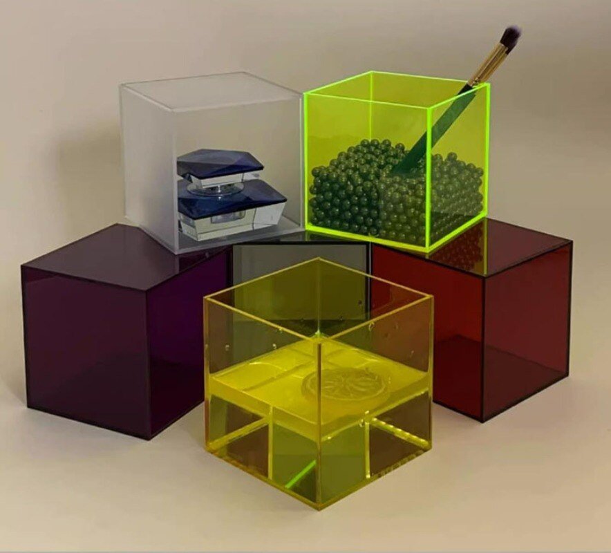 BowLift | Colorful Acrylic Display Storage Box