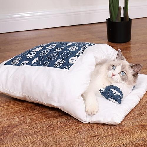 Comfortable Cat Sleeping Bag - SnugKitty Bowlift
