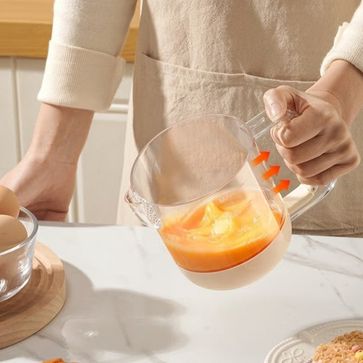 BowLift | MixMaster Cup – Stirring, Measuring, Filtering in one handle!