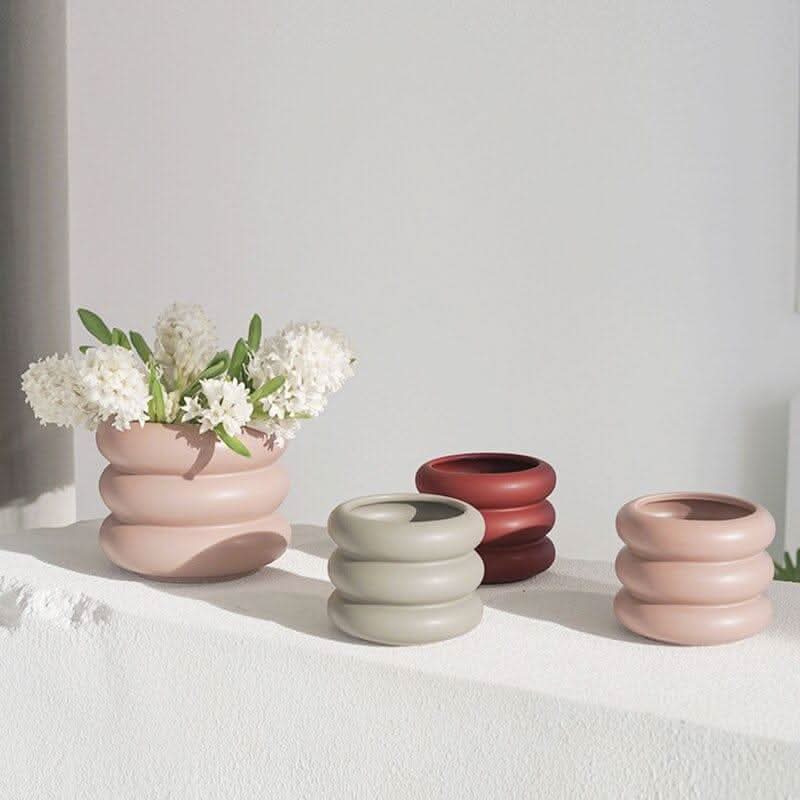 BowLift | COLETTA – Elegant ceramic vase for modern living spaces