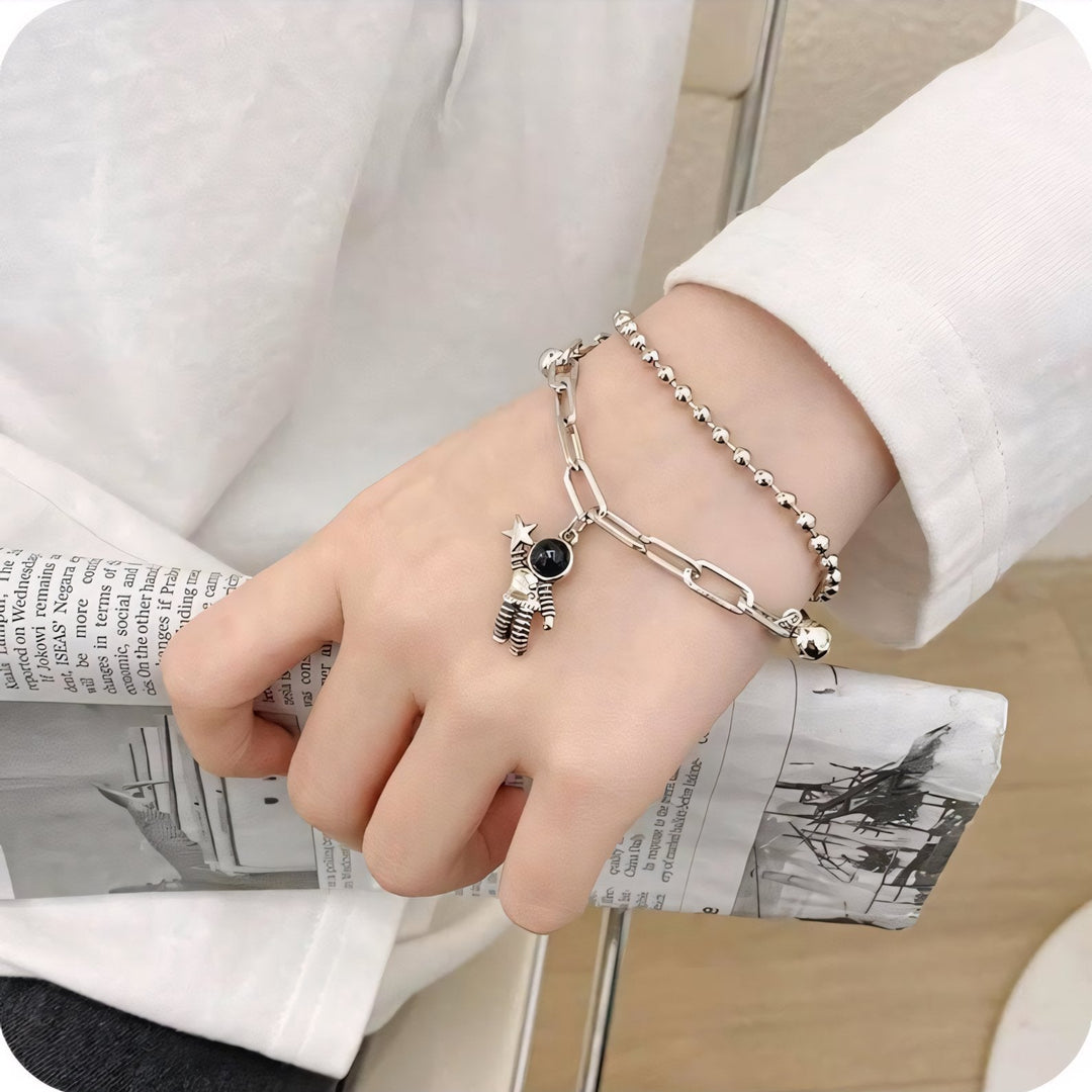 BowLift | Couples Astronaut Magnetic Heart Bracelet Set