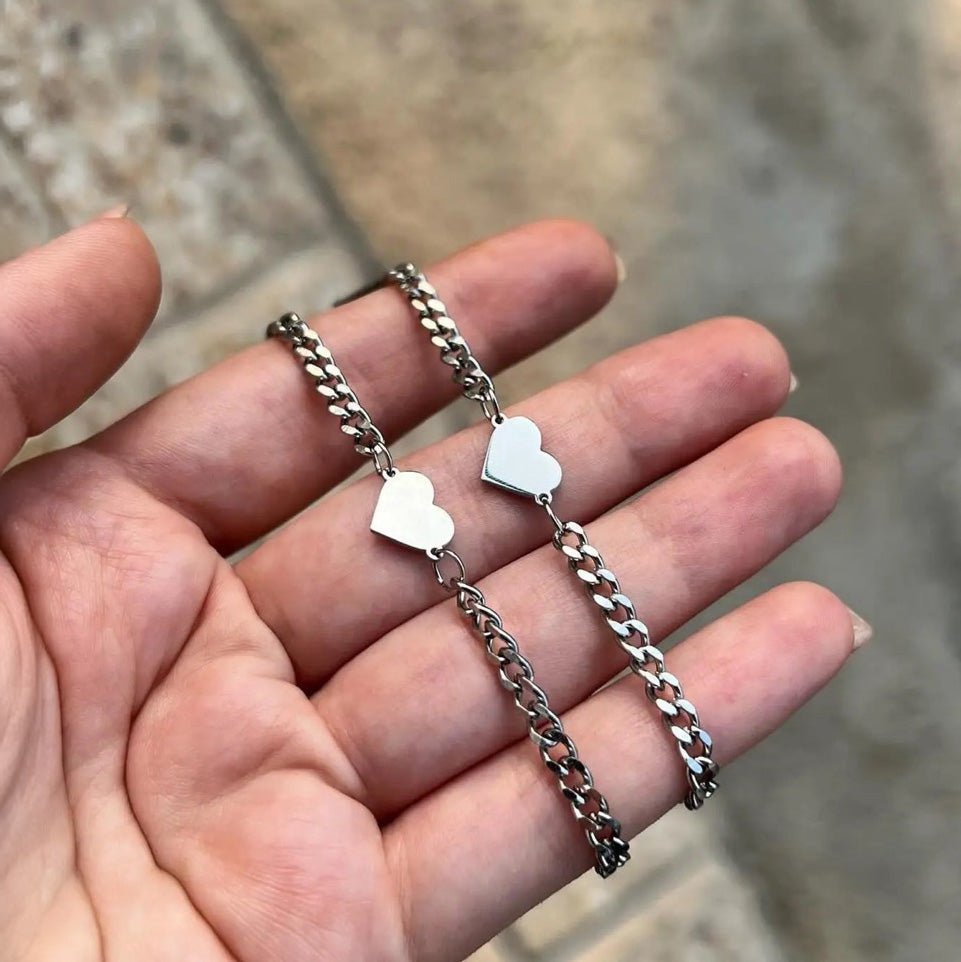 BowLift | Couples Thin Cuban Link Heart Bracelet Set