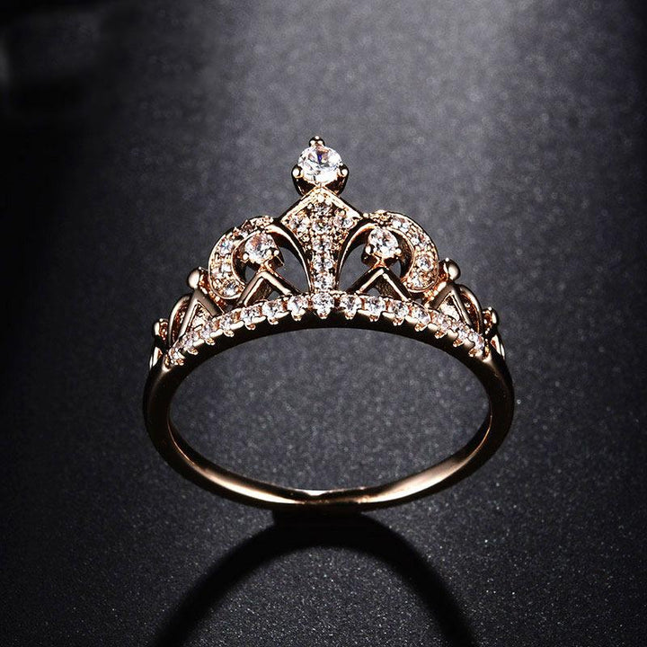 Cubic Zirconia Princess Crown Ring | Bowlift