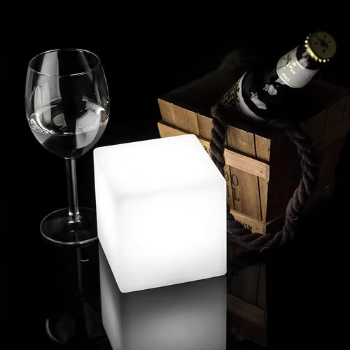 BowLift | Cube Garden Light - LumaCube