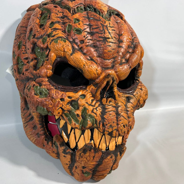 BowLift | PhantomPumpkin Ani-Motion Mask — Bring your horror to life and make everyone tremble with fear!