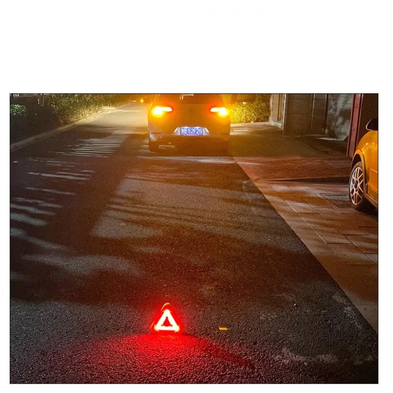 BowLift | LED Emergency Light Triangle Solar Safety Lamp