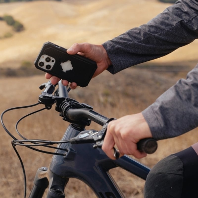 BowLift | RideGuard – Ensures that your phone is safe and easily accessible on every ride