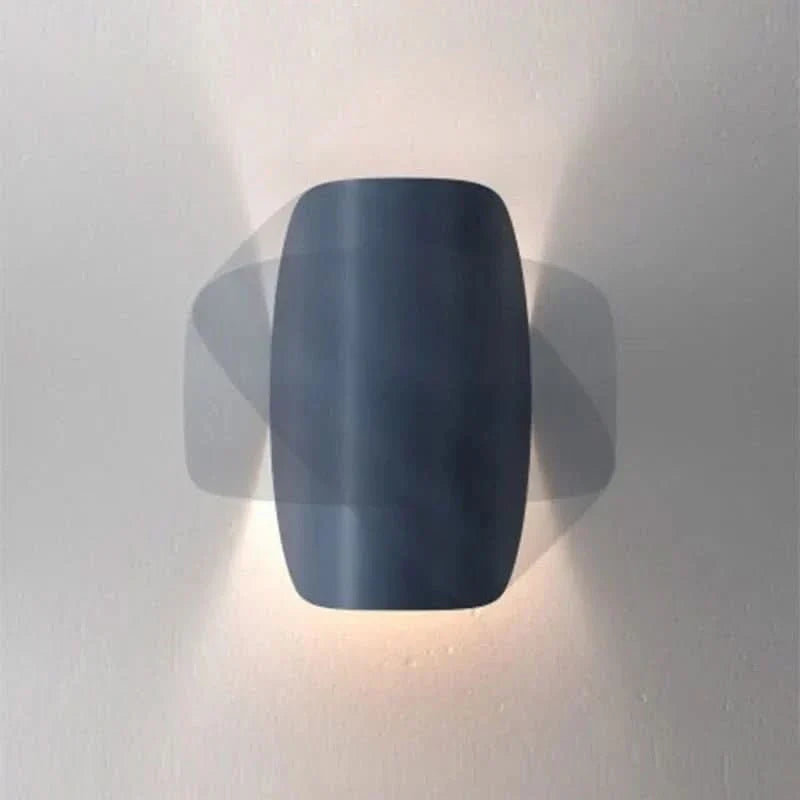 BowLift | Modern LED Wall Lamp – Minimalist Industrial Design