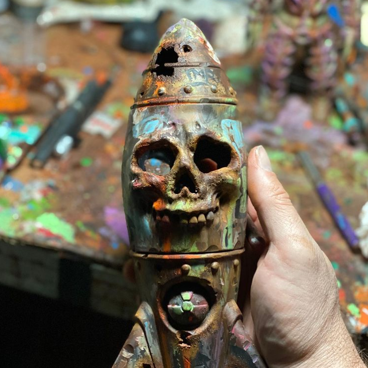 BowLift | The Skull Bomb - Small Nuclear Warhead Decor
