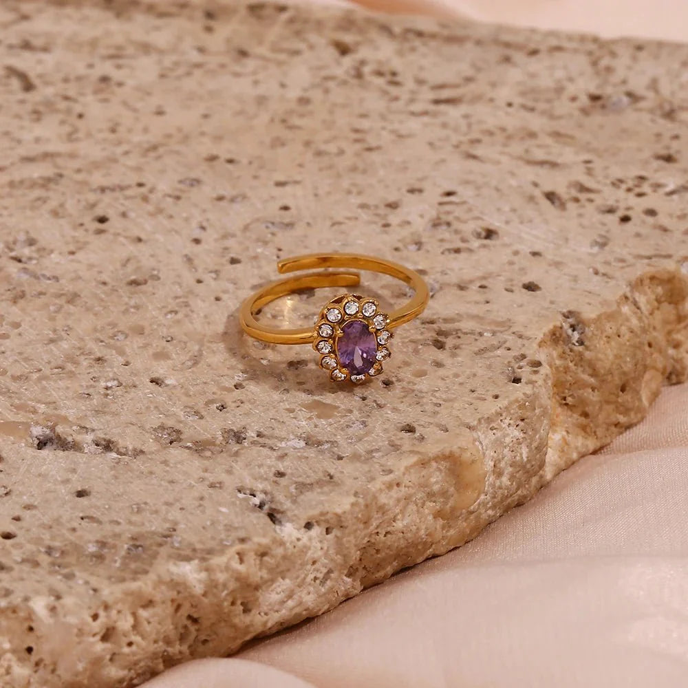 BowLift | Dainty Adjustable Oval Diamond Rings