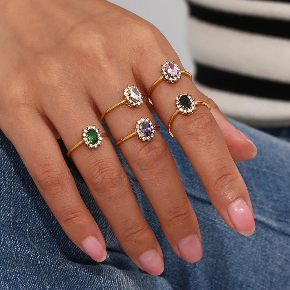 BowLift | Dainty Adjustable Oval Diamond Rings