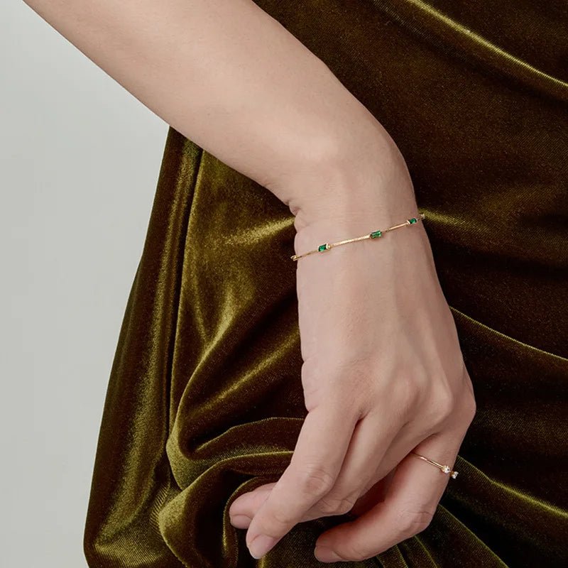 BowLift | Dainty Aurora Chain Bracelets