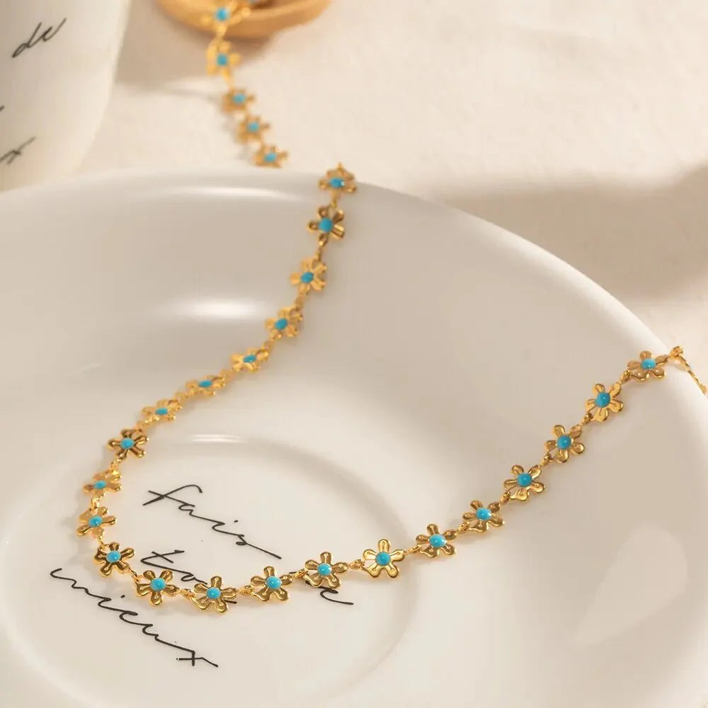 BowLift | Dainty Blue Floral Necklace