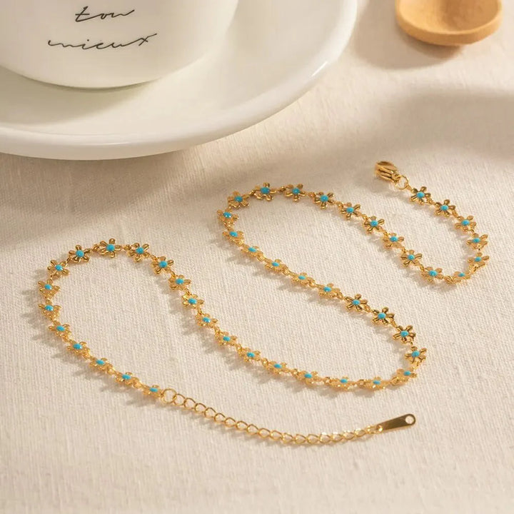 BowLift | Dainty Blue Floral Necklace