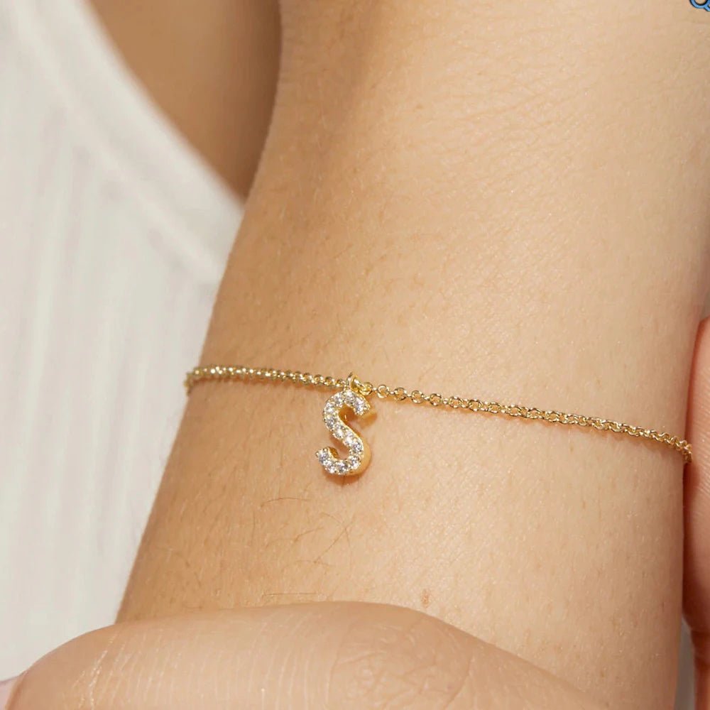 BowLift | Dainty Chain Diamond Initial Bracelet