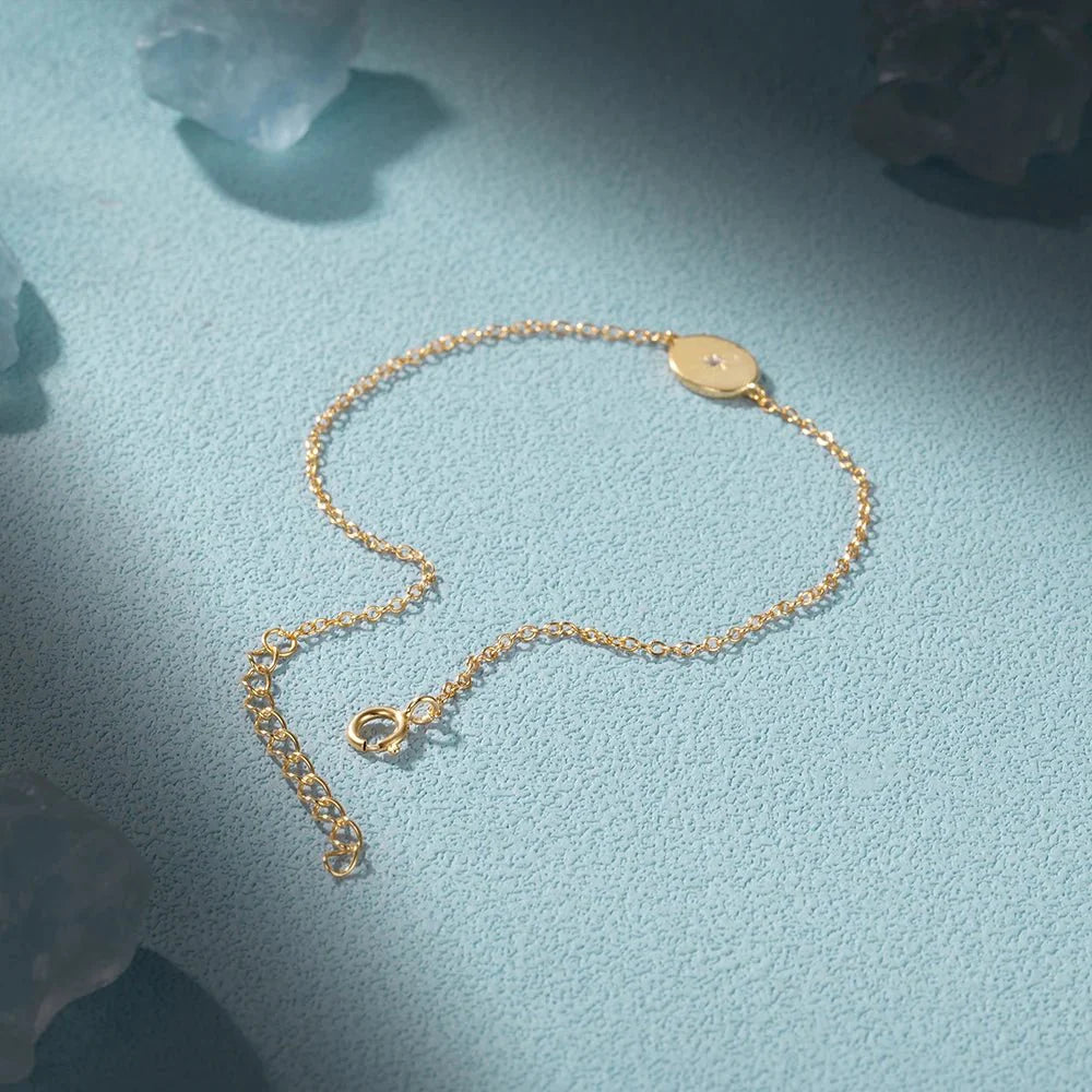 BowLift | Dainty Chain North Star Bracelet