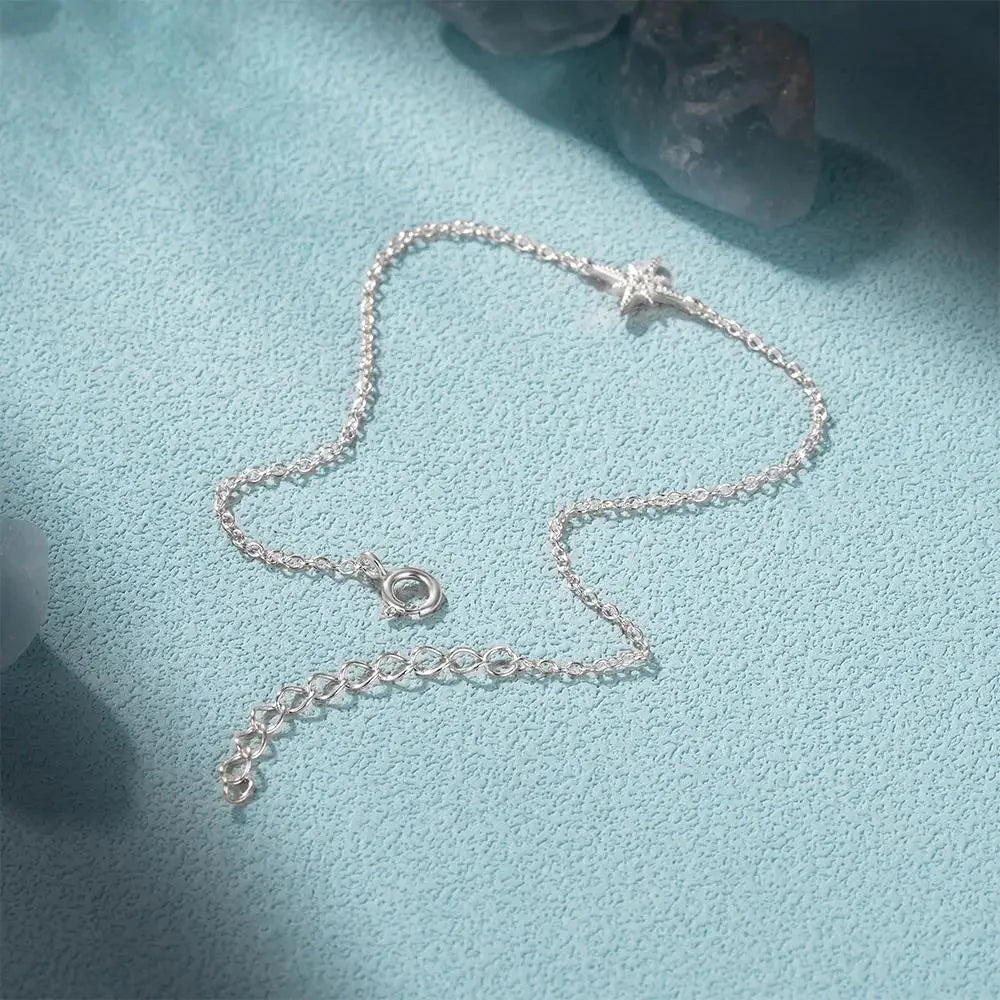 BowLift | Dainty Chain North Star Bracelet