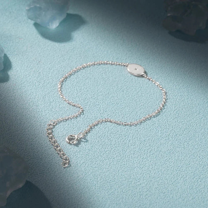 BowLift | Dainty Chain North Star Bracelet