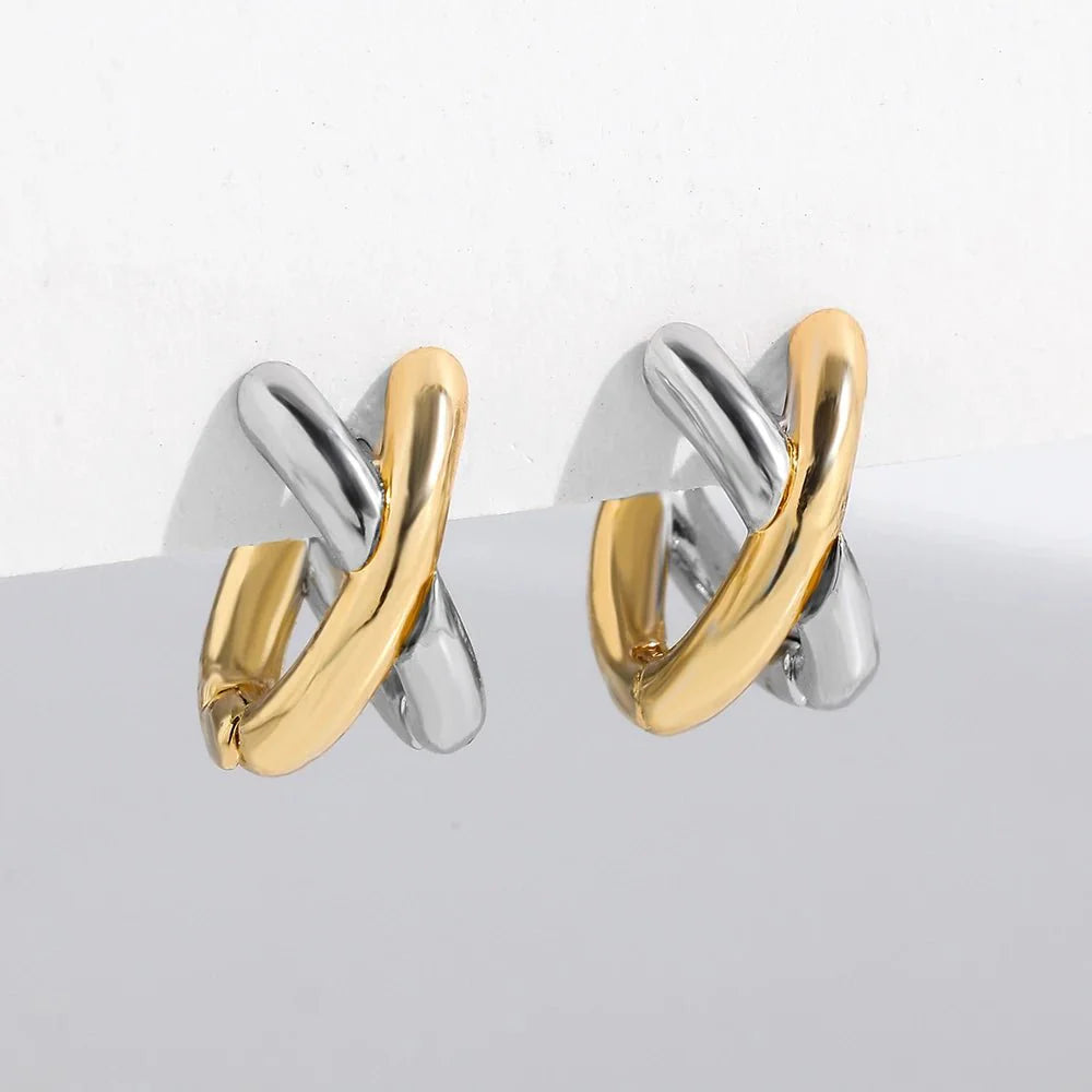 BowLift | Dainty Criss Cross Contrast Earrings