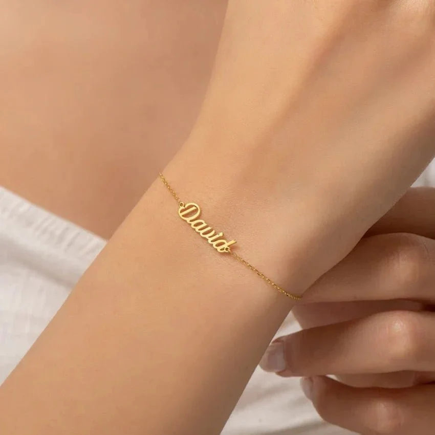 BowLift | Dainty Custom Name Bracelet