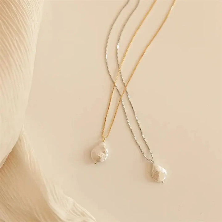 BowLift | Dainty Flat Pearl Necklace